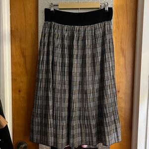 Metro Wear Plaid Midi Skirt